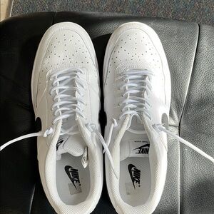 Nike White Low-Top Sneakers with Breathable Design
